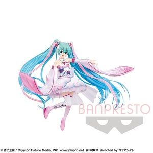 COPY - Miku GoodSmile Racing Figure